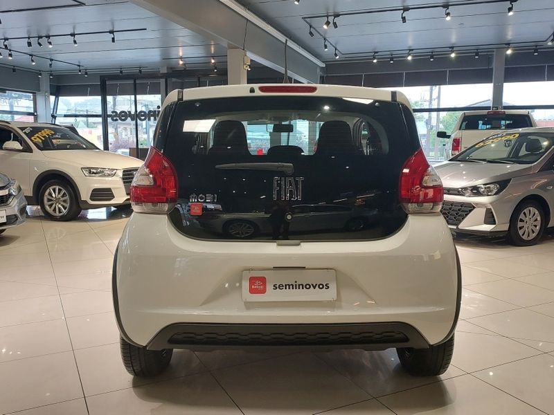 Fiat MOBI 1.0 EVO FLEX LIKE MANUAL 2022/2023 BETIOLO NOVOS E SEMINOVOS LAJEADO / Carros no Vale