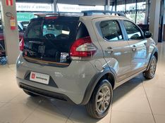 Fiat MOBI 1.0 EVO FLEX TREKKING MANUAL 2022/2023 BETIOLO NOVOS E SEMINOVOS LAJEADO / Carros no Vale