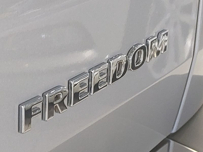 Fiat TORO 1.8 16V EVO FLEX FREEDOM AT6 2019/2019 BETIOLO NOVOS E SEMINOVOS LAJEADO / Carros no Vale