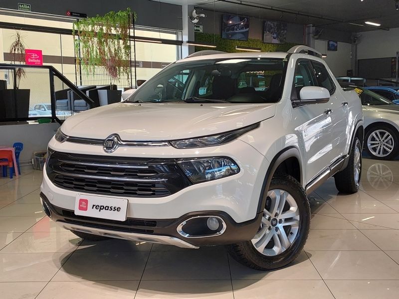 Fiat TORO 2.0 16V TURBO DIESEL VOLCANO 4WD AT9 2016/2017 BETIOLO NOVOS E SEMINOVOS LAJEADO / Carros no Vale