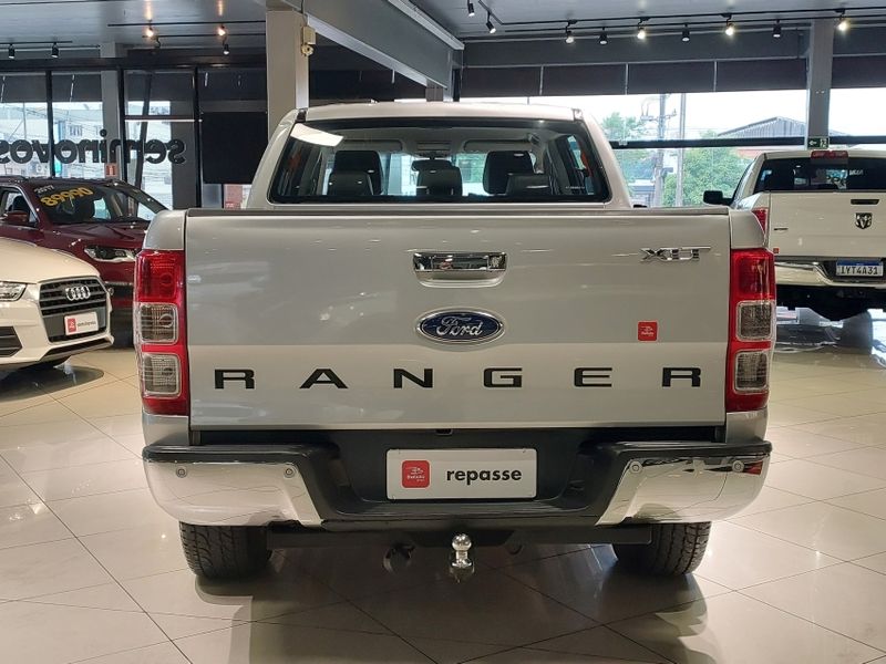 Ford RANGER 3.2 XLT 4X4 CD 20V DIESEL 4P AUTOMÁTICO 2014/2015 BETIOLO NOVOS E SEMINOVOS LAJEADO / Carros no Vale