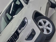 JEEP COMPASS 2.0 16V FLEX SPORT AUTOMÁTICO 2017/2017 BETIOLO NOVOS E SEMINOVOS LAJEADO / Carros no Vale