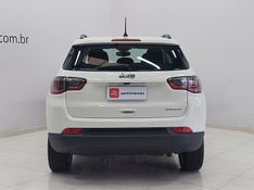 JEEP COMPASS 2.0 16V FLEX SPORT AUTOMÁTICO 2017/2017 BETIOLO NOVOS E SEMINOVOS LAJEADO / Carros no Vale