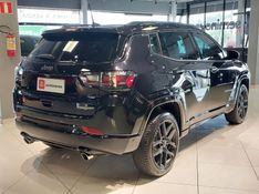 JEEP COMPASS 2.0 HURRICANE 4 TURBO GASOLINA BLACKHAWK AT9 2024/2025 BETIOLO NOVOS E SEMINOVOS LAJEADO / Carros no Vale