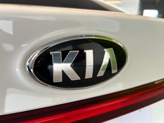 KIA CERATO 2.0 16V FLEX EX AUTOMÁTICO 2021/2022 BETIOLO NOVOS E SEMINOVOS LAJEADO / Carros no Vale