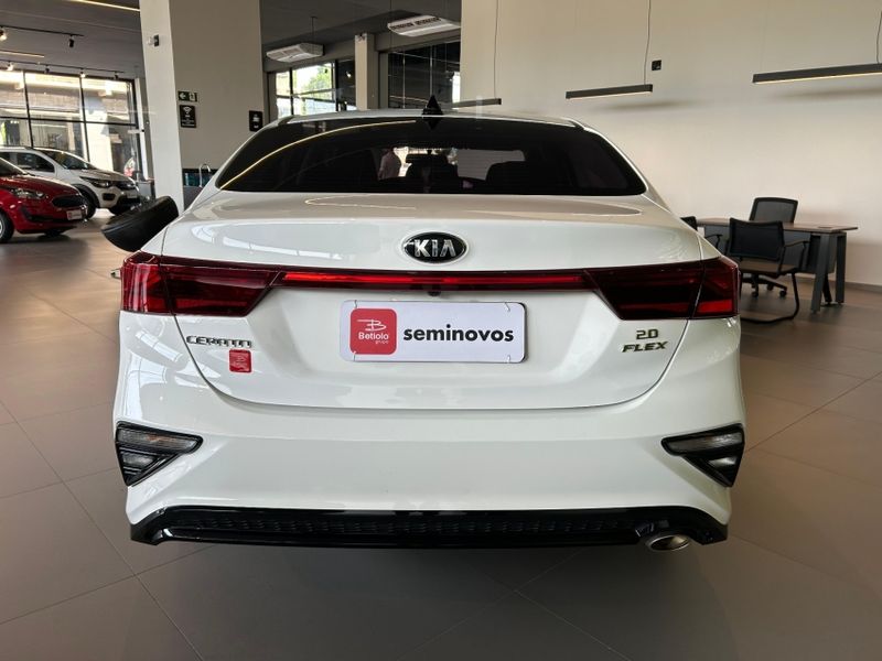 KIA CERATO 2.0 16V FLEX EX AUTOMÁTICO 2021/2022 BETIOLO NOVOS E SEMINOVOS LAJEADO / Carros no Vale