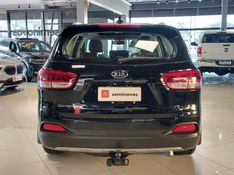 KIA SORENTO 3.3 V6 GASOLINA EX 7L AUTOMATICO 2017/2018 BETIOLO NOVOS E SEMINOVOS LAJEADO / Carros no Vale