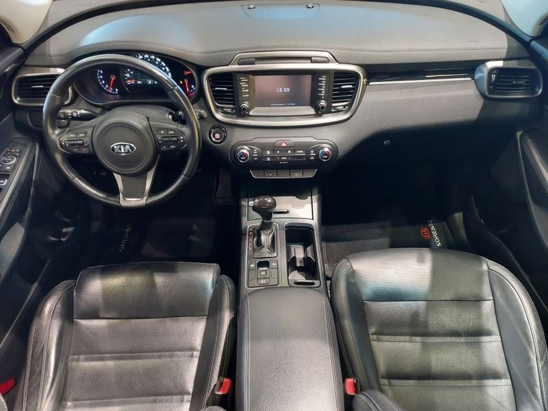 KIA SORENTO 3.3 V6 GASOLINA EX 7L AUTOMATICO 2017/2018 BETIOLO NOVOS E SEMINOVOS LAJEADO / Carros no Vale