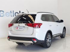 Mitsubishi OUTLANDER 2.2 4X4 16V DIESEL 4P AUTOMÁTICO 2015/2016 BETIOLO NOVOS E SEMINOVOS LAJEADO / Carros no Vale