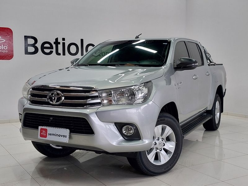 Toyota HILUX 2.7 SR 4X2 CD 16V FLEX 4P MANUAL 2018/2018 BETIOLO NOVOS E SEMINOVOS LAJEADO / Carros no Vale