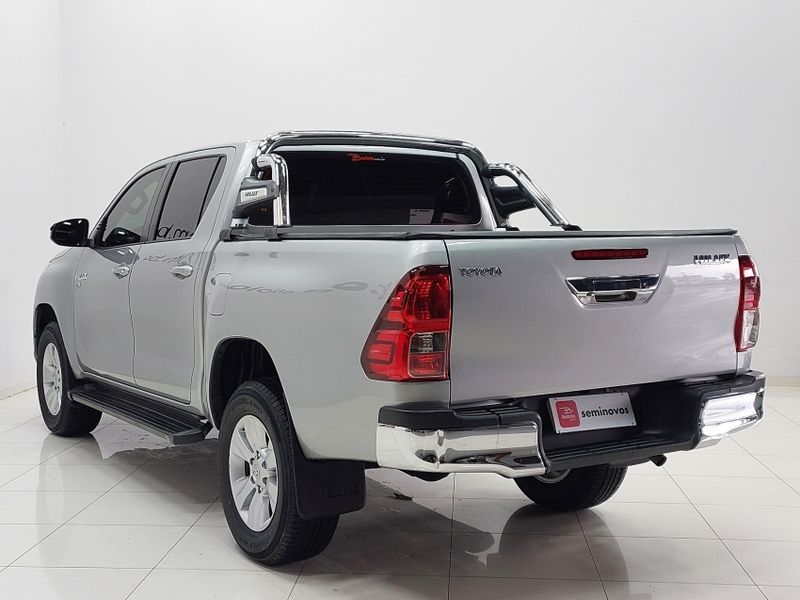 Toyota HILUX 2.7 SR 4X2 CD 16V FLEX 4P MANUAL 2018/2018 BETIOLO NOVOS E SEMINOVOS LAJEADO / Carros no Vale