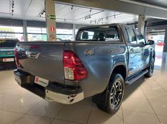 Toyota HILUX 2.7 VVT-i FLEX CD SRV 4X4 AUTOMÁTICO 2021/2021 BETIOLO NOVOS E SEMINOVOS LAJEADO / Carros no Vale