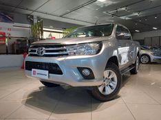 Toyota HILUX 2.8 SR 4X4 CD 16V DIESEL 4P AUTOMÁTICO 2017/2017 BETIOLO NOVOS E SEMINOVOS LAJEADO / Carros no Vale