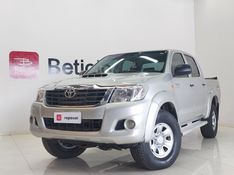 Toyota HILUX 3.0 STD 4X4 CD 16V TURBO INTERCOOLER DIESEL 4P MANUAL 2013/2013 BETIOLO NOVOS E SEMINOVOS LAJEADO / Carros no Vale