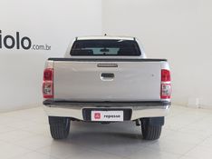 Toyota HILUX 3.0 STD 4X4 CD 16V TURBO INTERCOOLER DIESEL 4P MANUAL 2013/2013 BETIOLO NOVOS E SEMINOVOS LAJEADO / Carros no Vale