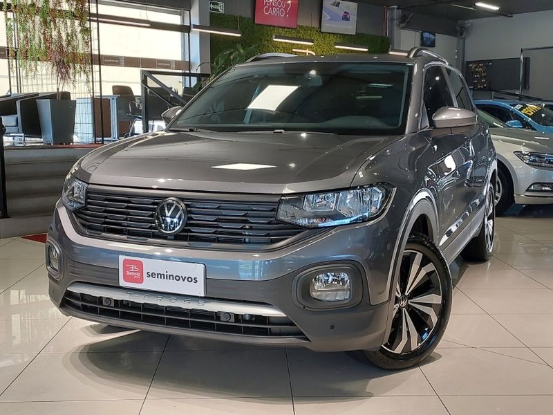 Volkswagen T-CROSS 1.0 200 TSI TOTAL FLEX AUTOMÁTICO 2023/2024 BETIOLO NOVOS E SEMINOVOS LAJEADO / Carros no Vale