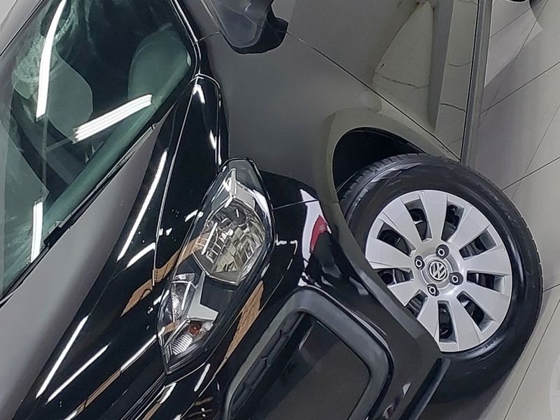 Volkswagen UP 1.0 MPI TOTAL FLEX 4P MANUAL 2019/2020 BETIOLO NOVOS E SEMINOVOS LAJEADO / Carros no Vale