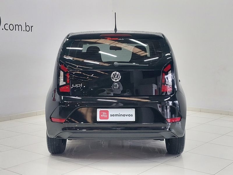 Volkswagen UP 1.0 MPI TOTAL FLEX 4P MANUAL 2019/2020 BETIOLO NOVOS E SEMINOVOS LAJEADO / Carros no Vale