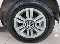 Volkswagen UP 1.0 TSI MOVE UP 12V FLEX 4P MANUAL 2018/2019 BETIOLO NOVOS E SEMINOVOS LAJEADO / Carros no Vale