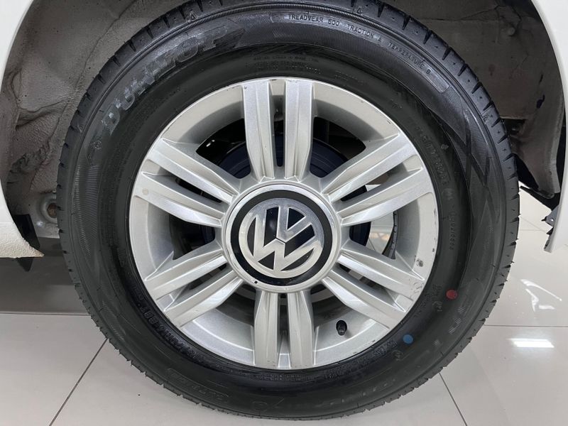 Volkswagen UP 1.0 TSI MOVE UP 12V FLEX 4P MANUAL 2018/2019 BETIOLO NOVOS E SEMINOVOS LAJEADO / Carros no Vale