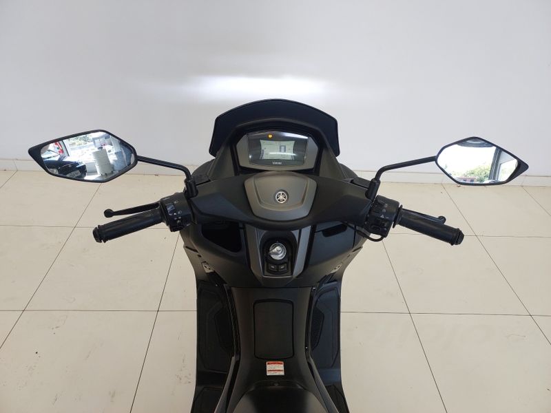 Yamaha NMax 160 2021/2022 BETIOLO NOVOS E SEMINOVOS LAJEADO / Carros no Vale