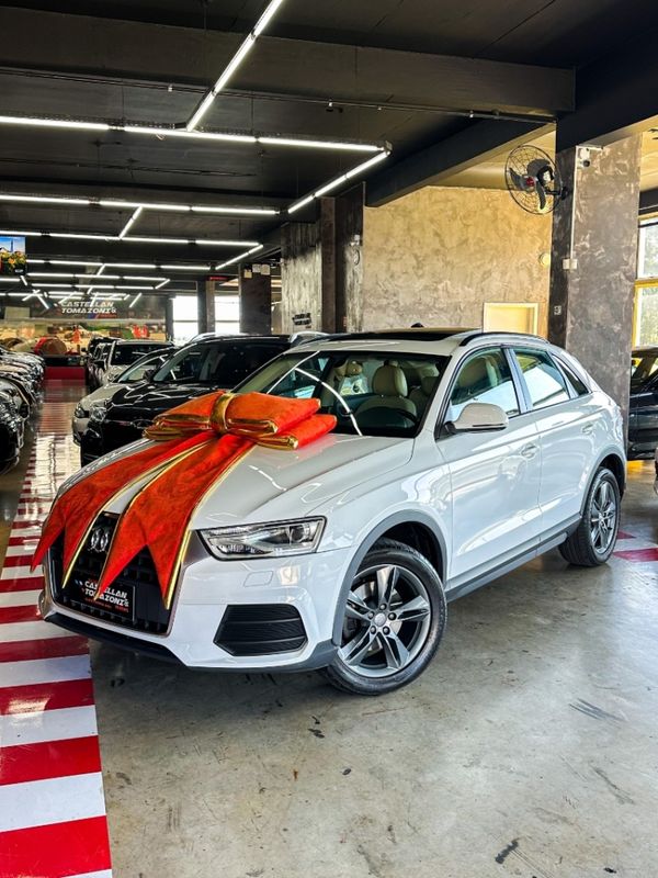 Audi Q3 1.4 TFSI AMBIENTE GASOLINA 4P S TRONIC 2015/2016 CASTELLAN E TOMAZONI MOTORS CAXIAS DO SUL / Carros no Vale