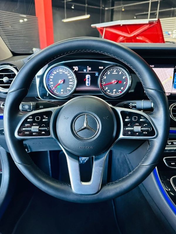 Mercedes-Benz E 300 2.0 CGI GASOLINA EXCLUSIVE 9G-TRONIC 2019/2019 CASTELLAN E TOMAZONI MOTORS CAXIAS DO SUL / Carros no Vale