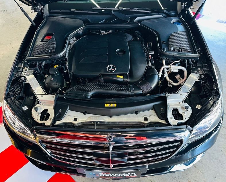 Mercedes-Benz E 300 2.0 CGI GASOLINA EXCLUSIVE 9G-TRONIC 2019/2019 CASTELLAN E TOMAZONI MOTORS CAXIAS DO SUL / Carros no Vale