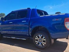 Ford RANGER 3.2 LIMITED 4X4 CD 20V DIESEL 4P AUTOMÁTICO 2019/2020 CAMINHÕES & CAMIONETAS PASSO FUNDO / Carros no Vale