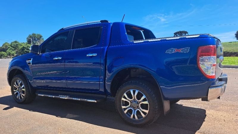 Ford RANGER 3.2 LIMITED 4X4 CD 20V DIESEL 4P AUTOMÁTICO 2019/2020 CAMINHÕES & CAMIONETAS PASSO FUNDO / Carros no Vale