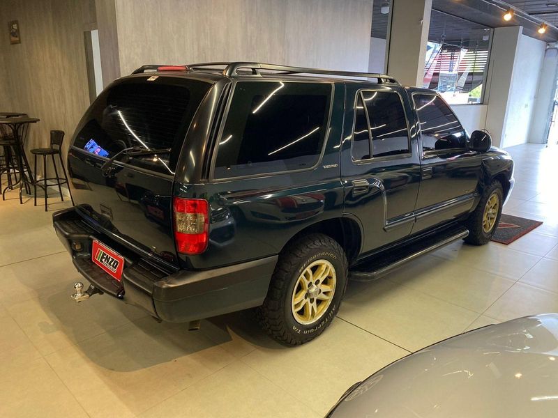 Chevrolet Blazer EXECUTIVE 2001/2001 ENZO MULTIMARCAS CAXIAS DO SUL / Carros no Vale