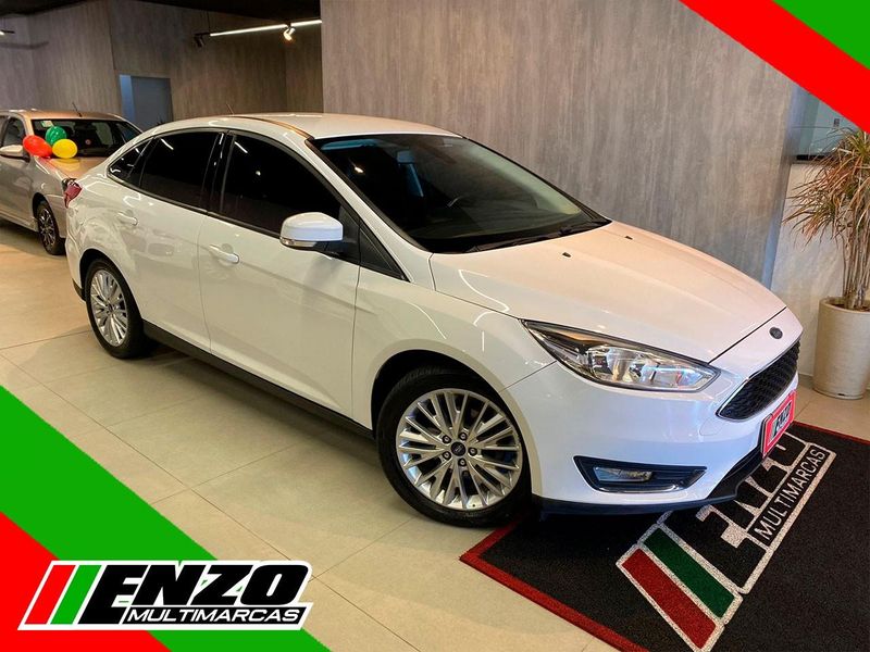 Ford Focus Sedan I/ SE AT 2.0SC 2016/2017 ENZO MULTIMARCAS CAXIAS DO SUL / Carros no Vale