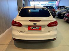 Ford Focus Sedan I/ SE AT 2.0SC 2016/2017 ENZO MULTIMARCAS CAXIAS DO SUL / Carros no Vale