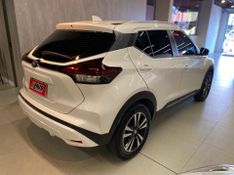 Nissan Kicks ADVANCE CVT 2022/2022 ENZO MULTIMARCAS CAXIAS DO SUL / Carros no Vale