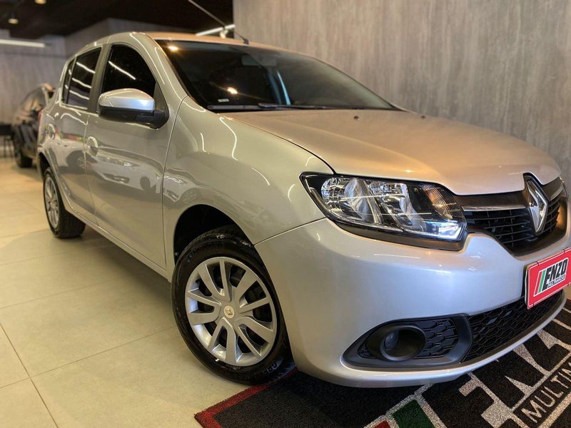 Renault Sandero EXPR 16 2015/2016 ENZO MULTIMARCAS CAXIAS DO SUL / Carros no Vale