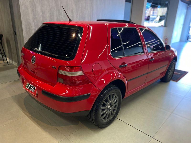 Volkswagen Golf 2.0 2006/2007 ENZO MULTIMARCAS CAXIAS DO SUL / Carros no Vale