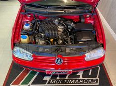 Volkswagen Golf 2.0 2006/2007 ENZO MULTIMARCAS CAXIAS DO SUL / Carros no Vale