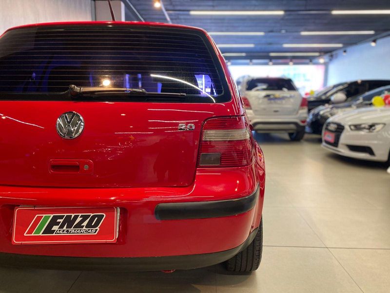 Volkswagen Golf 2.0 2006/2007 ENZO MULTIMARCAS CAXIAS DO SUL / Carros no Vale