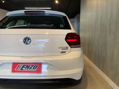 Volkswagen Polo W/ CL AD 2018/2018 ENZO MULTIMARCAS CAXIAS DO SUL / Carros no Vale