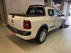 Volkswagen Saveiro W/ CD ROCK MB 2015/2016 ENZO MULTIMARCAS CAXIAS DO SUL / Carros no Vale