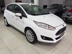 Ford FIESTA 1.6 TITANIUM HATCH 16V FLEX 4P POWERSHIFT 2014/2015 ADVANT AUTOMÓVEIS CAXIAS DO SUL / Carros no Vale