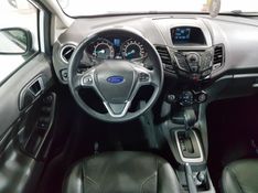 Ford FIESTA 1.6 TITANIUM HATCH 16V FLEX 4P POWERSHIFT 2014/2015 ADVANT AUTOMÓVEIS CAXIAS DO SUL / Carros no Vale