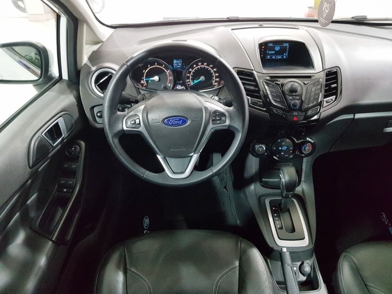 Ford FIESTA 1.6 TITANIUM HATCH 16V FLEX 4P POWERSHIFT 2014/2015 ADVANT AUTOMÓVEIS CAXIAS DO SUL / Carros no Vale