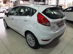 Ford FIESTA 1.6 TITANIUM HATCH 16V FLEX 4P POWERSHIFT 2014/2015 ADVANT AUTOMÓVEIS CAXIAS DO SUL / Carros no Vale