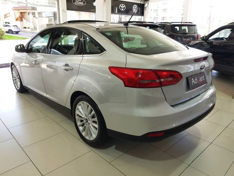 Ford FOCUS 2.0 TITANIUM PLUS FASTBACK 16V FLEX 4P POWERSHIFT 2016/2016 ADVANT AUTOMÓVEIS CAXIAS DO SUL / Carros no Vale