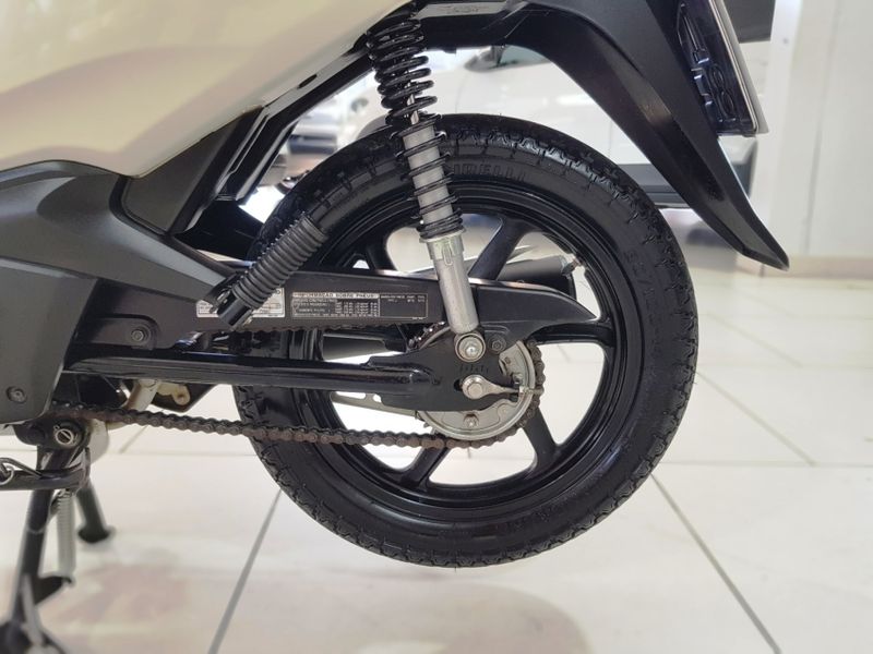 Honda Biz 125 2018/2018 ADVANT AUTOMÓVEIS CAXIAS DO SUL / Carros no Vale