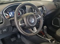 JEEP COMPASS 2.0 16V FLEX LIMITED AUTOMÁTICO 2018/2018 CARRO DEZ NOVO HAMBURGO / Carros no Vale