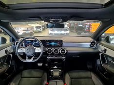 Mercedes-Benz A 250 2.0 CGI GASOLINA SPORT 7G-DCT 2018/2019 CARRO DEZ NOVO HAMBURGO / Carros no Vale