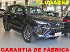 Toyota HILUX SW4 2.8 D-4D TURBO DIESEL DIAMOND 7L 4X4 AUTOMÁTICO 2023/2024 CARRO DEZ NOVO HAMBURGO / Carros no Vale