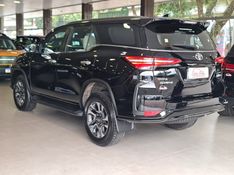 Toyota HILUX SW4 2.8 D-4D TURBO DIESEL DIAMOND 7L 4X4 AUTOMÁTICO 2022/2022 CARRO DEZ NOVO HAMBURGO / Carros no Vale